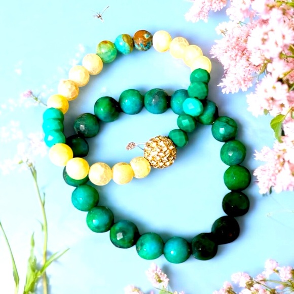 2 💚Beautiful Bracelets - Picture 2 of 2